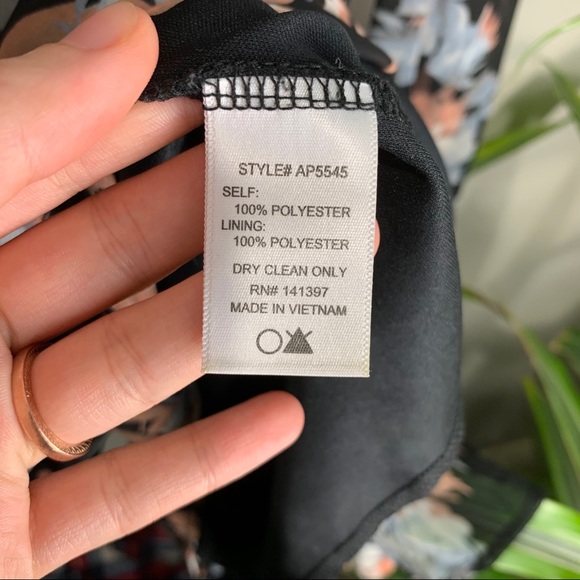 ASTR the Label Black Floral Romper - Picture 7 of 7